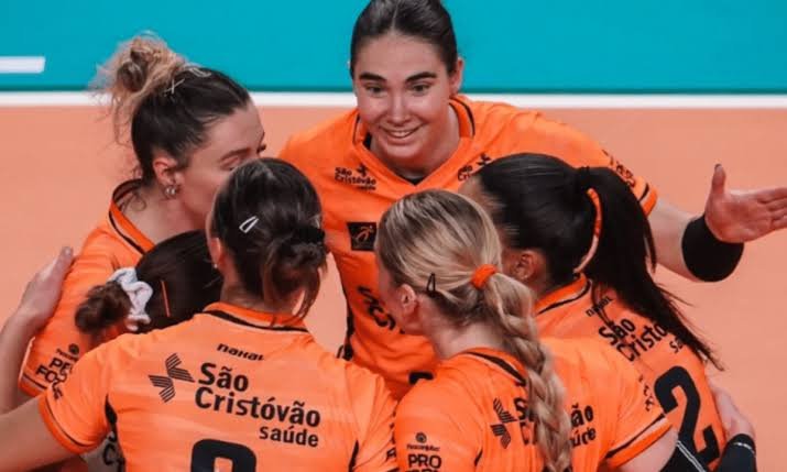 Equipe do técnico Luizomar Moura visitou o Mackenzie, na Arena Mackenzie, em Belo Horizonte (MG), e venceu as donas da casa pelo placar de 3 sets a 1 - Crédito: Divulgação